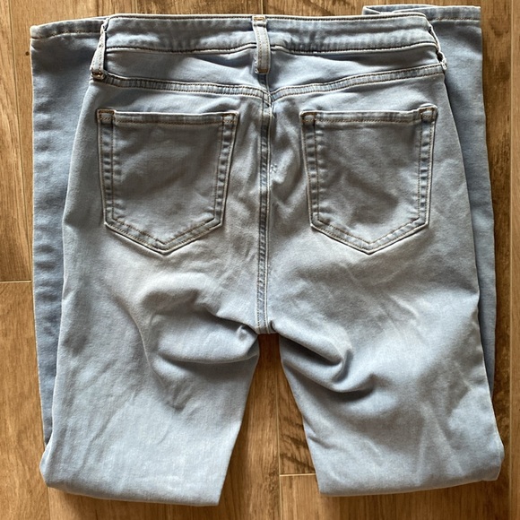 Amazon essential skinny jeans 6 - Picture 4 of 4